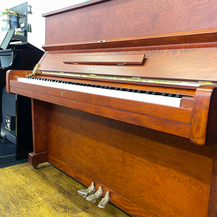 ヤマハピアノU1E YAMAHA ヤマハ U1E 木目 名古屋のピアノ専門店 親和楽器
