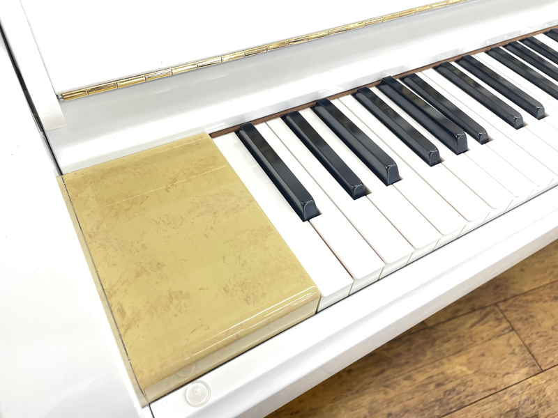 YAMAHA　ヤマハ　YU1S サイレント　白艶出し　木目装飾