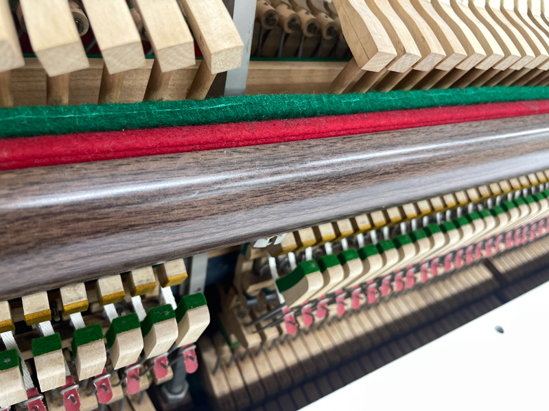 ADELSTEIN アーデルスタイン 名古屋のピアノ専門店　親和楽器