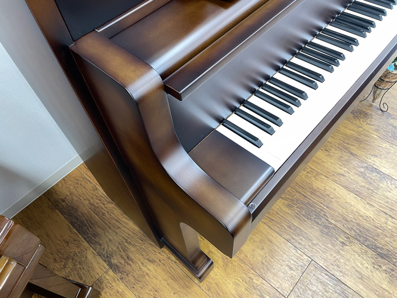 KAWAI カワイ　US50 アンティークウォルナット仕上　名古屋のピアノ専門店