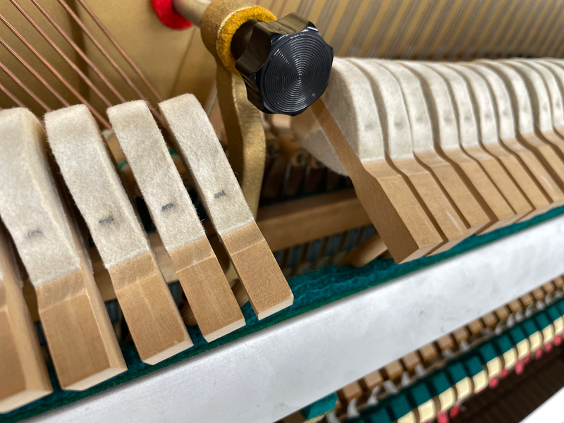 KAWAI カワイ KU2B　特別仕上　名古屋のピアノ専門店　親和楽器