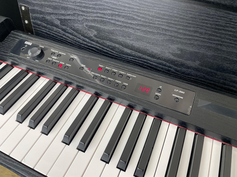 KORG コルグ LP－380 中古　名古屋のピアノ専門店　親和楽器