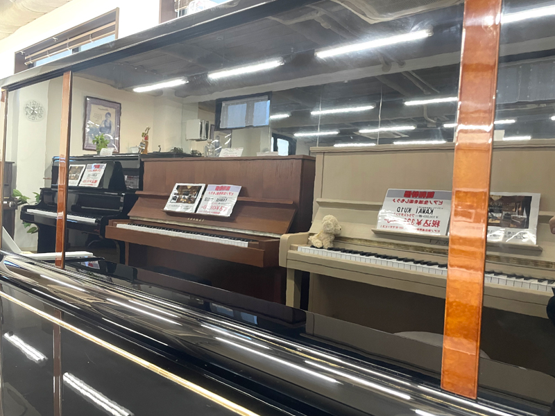 YAMAHA　ヤマハ　U10BL 黒艶出し仕上（木目装飾付）