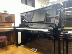 YAMAHA　ヤマハ　UX30BL　名古屋のピアノ専門店　親和楽器